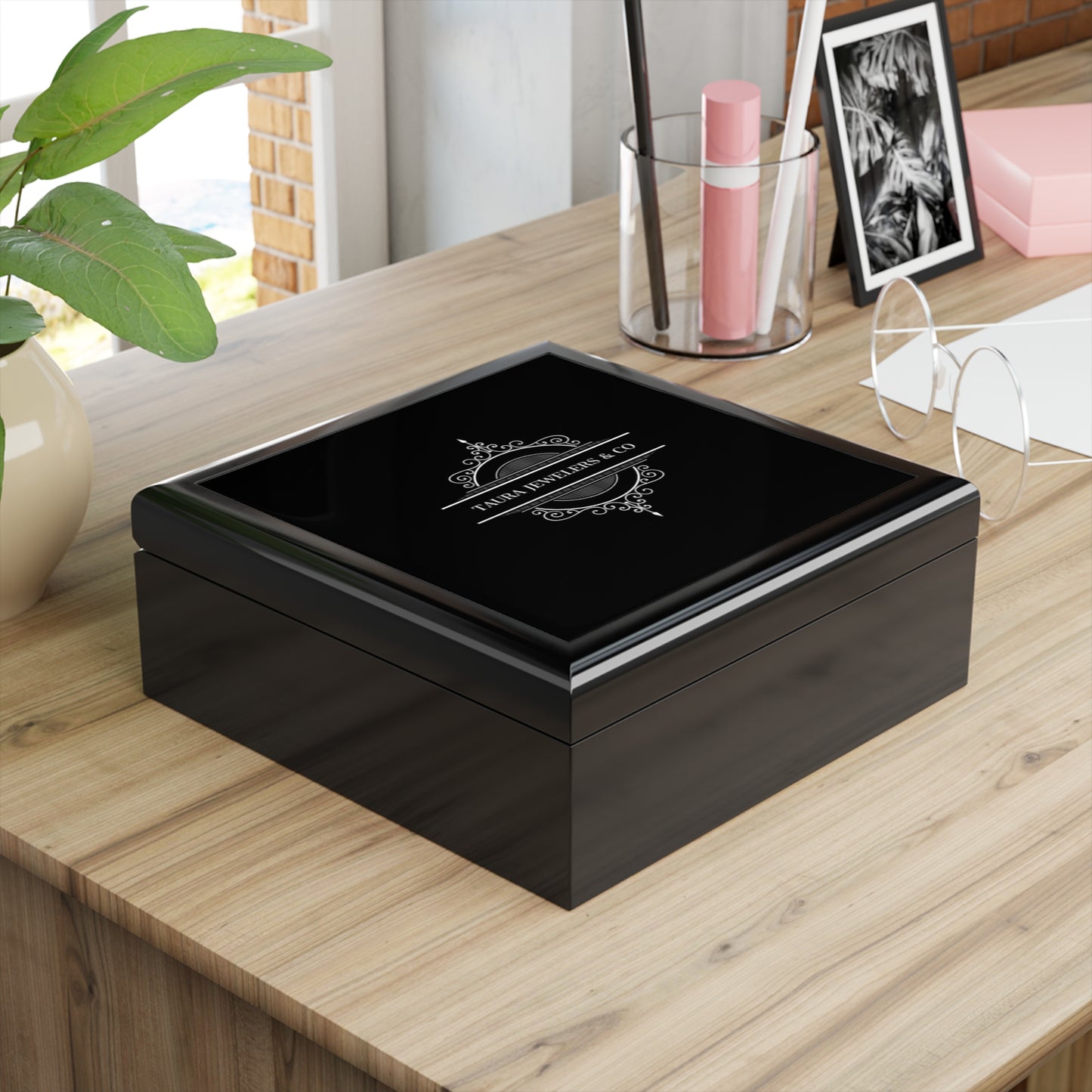 Elegant Taura Jewelers & Co. Exclusive Jewelry Box