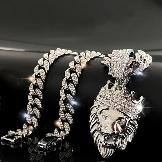 1 Pc Zinc Alloy Rhinestone Crowned Lion Pendant Necklace